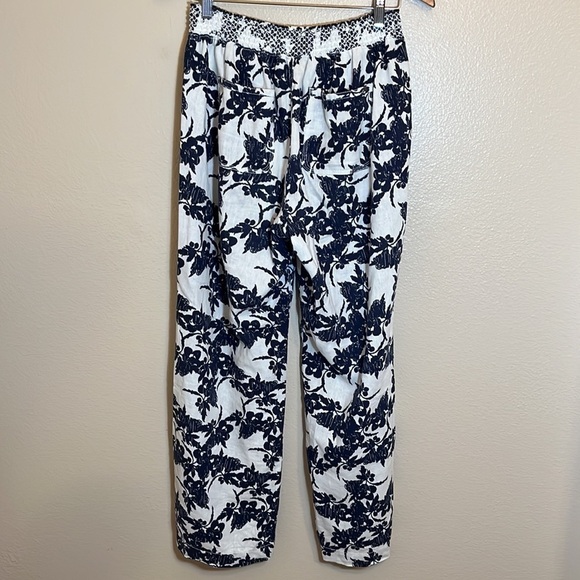 Casual Floral Linen Blend Straight Leg Pant - Picture 8 of 12